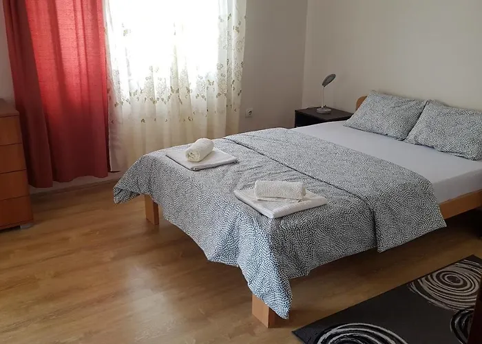 Jovanovic באינה באשטה